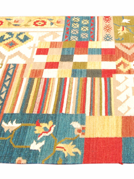 Original Authentic Hand Made Carpet 200x140 cm