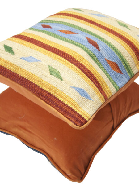 - 40x40 cm Authentic Cushion Square kilim handmade O