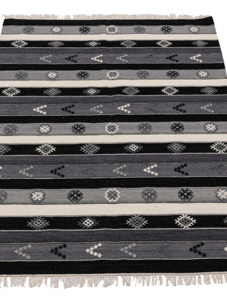 New Design Original Authentic Hand Made kilim India 200x140 cm
