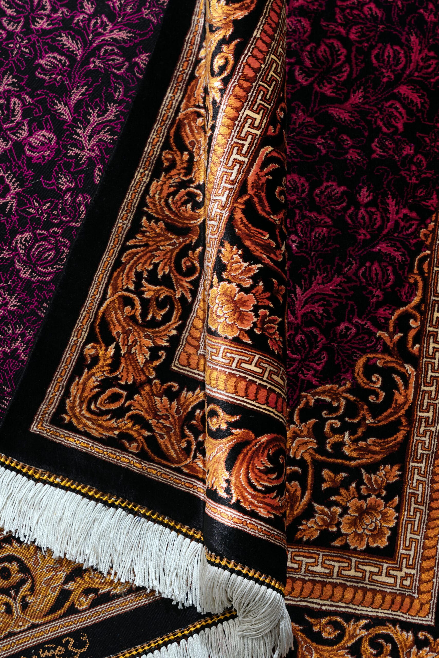Qom Silk Versace Handmade Rug - Black - photo 5 of 10